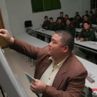 学帮胖老师吧上海市公 安局轨道交通分局石宇玉老师求救